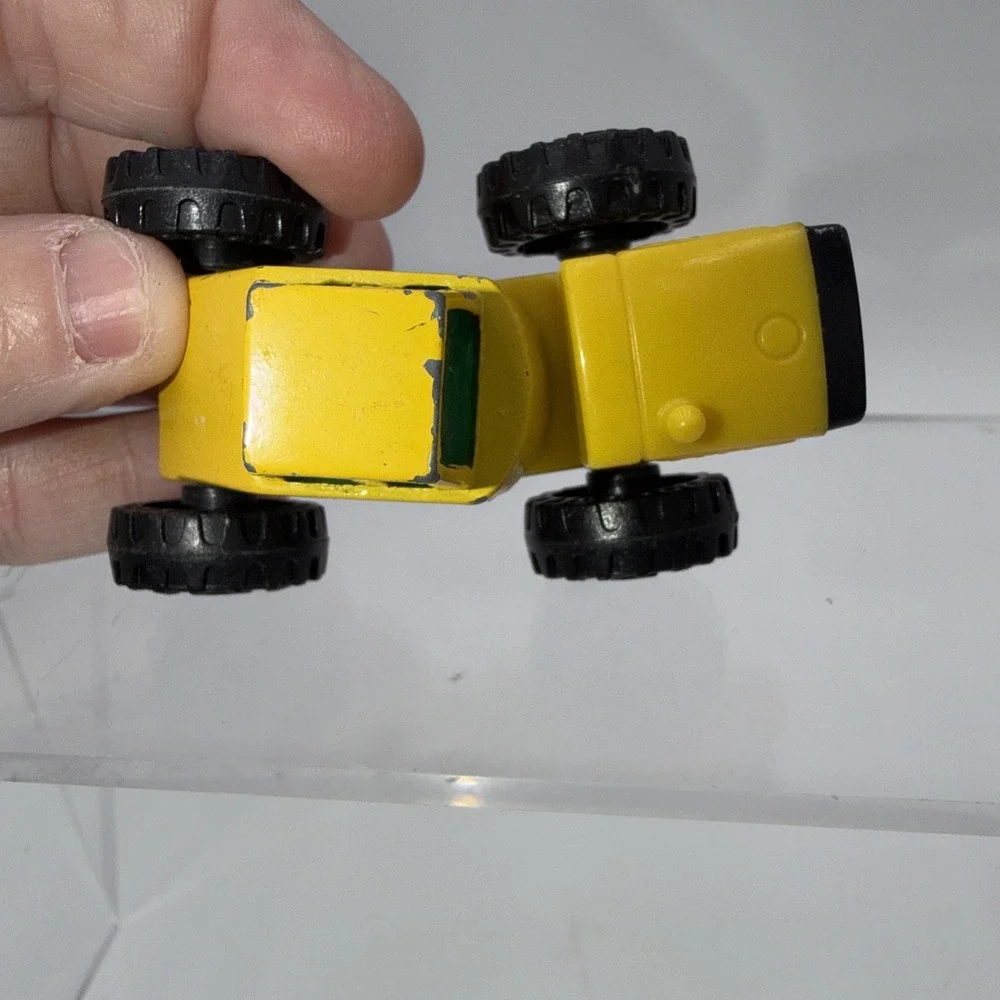 Tonka Tractor Construction Truck Vehicle 1992 Yellow Vintage 1:64 Diecast Used‎